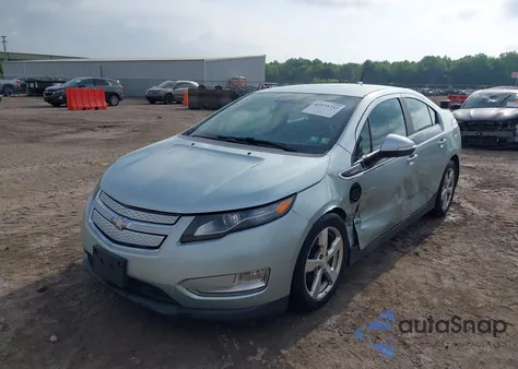 2013 Chevrolet Volt из США, поврежденный, VIN 1G1RB6E48DU100516